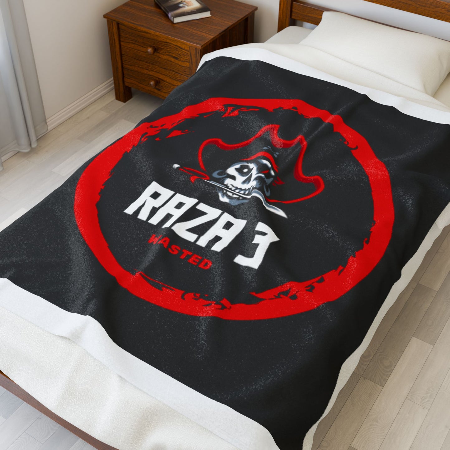 Pirate Skull Velveteen Plush Blanket - Cozy Throw, Warm Bedding, Perfect Gift for Gamers, Home Decor, Halloween, Cozy Nights
